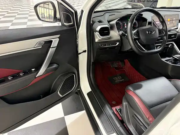 Geely Binyue 2022
