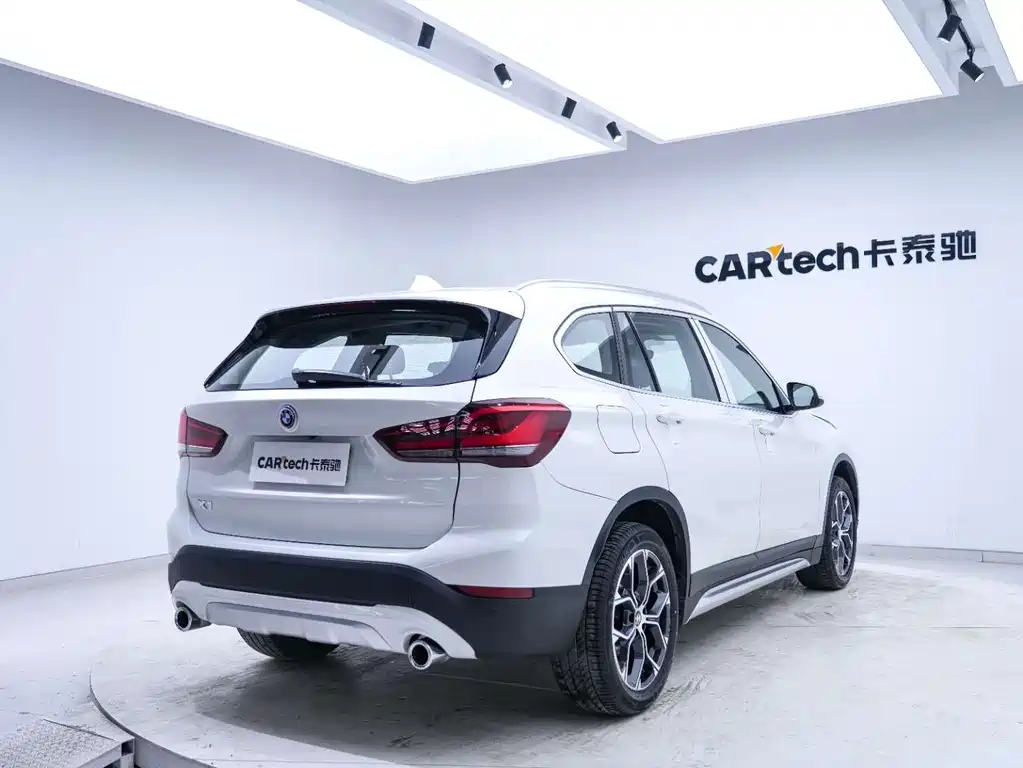BMW X1 2020 — фото 20