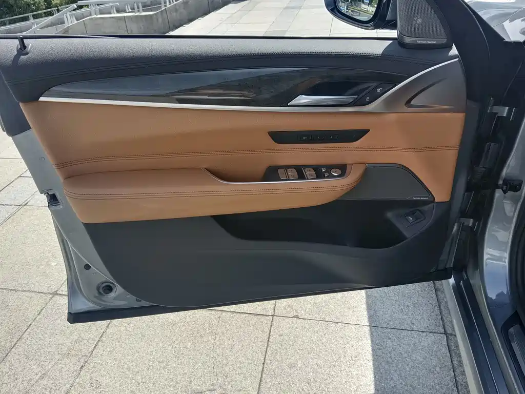 BMW 6 Series GT 2020 — фото 14
