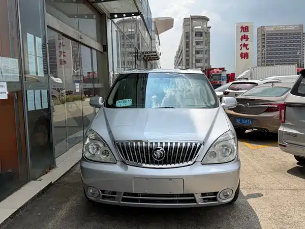 Buick GL8 2017