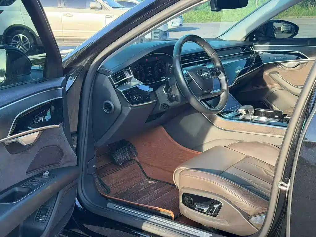 Audi A8 2020