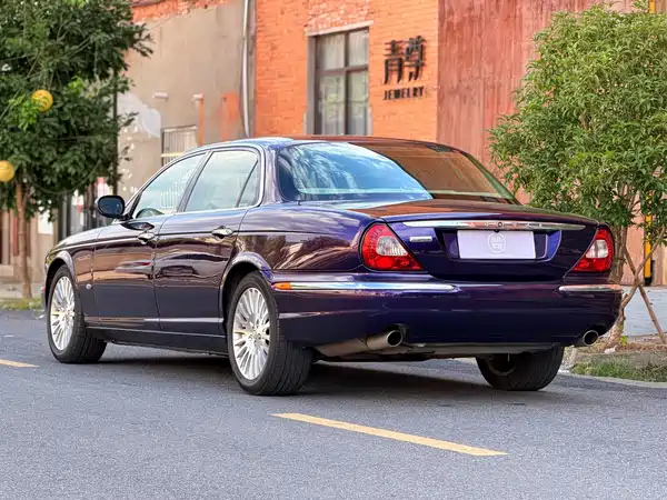 Jaguar XJ 2006