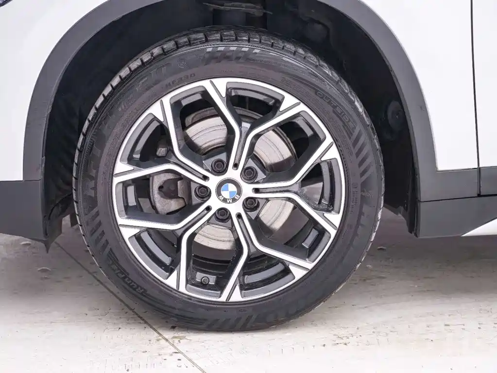 BMW X1 2020 — фото 9
