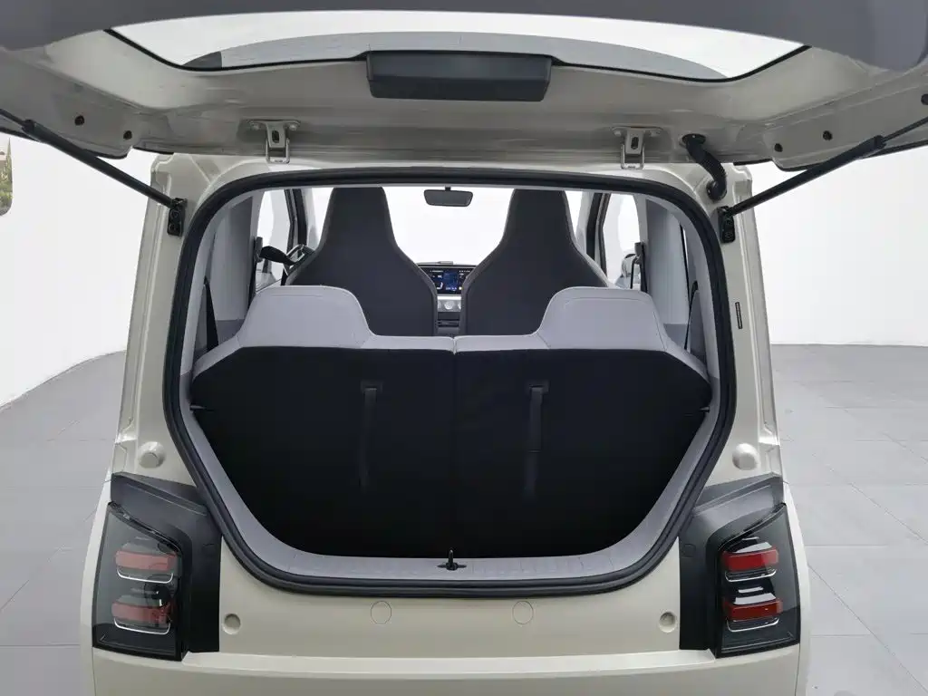 Wuling Air ev Clear Sky 2023 — фото 16