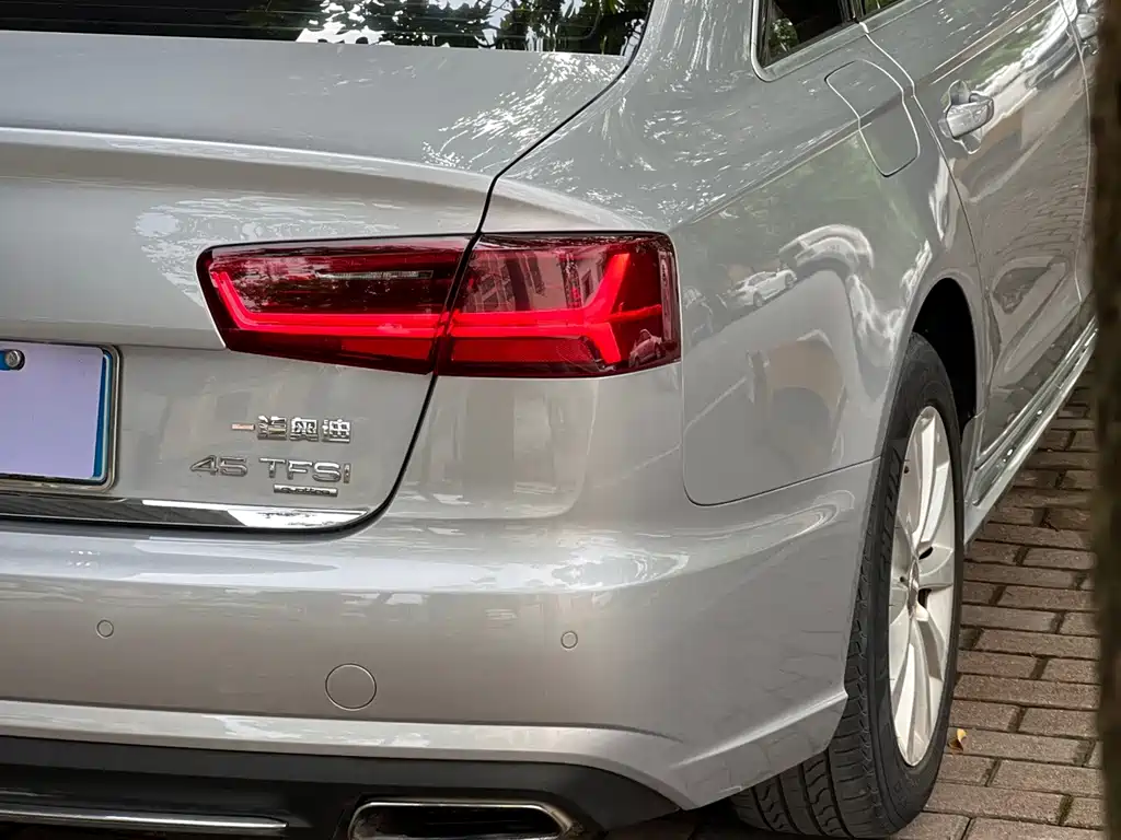 Audi A6L 2016