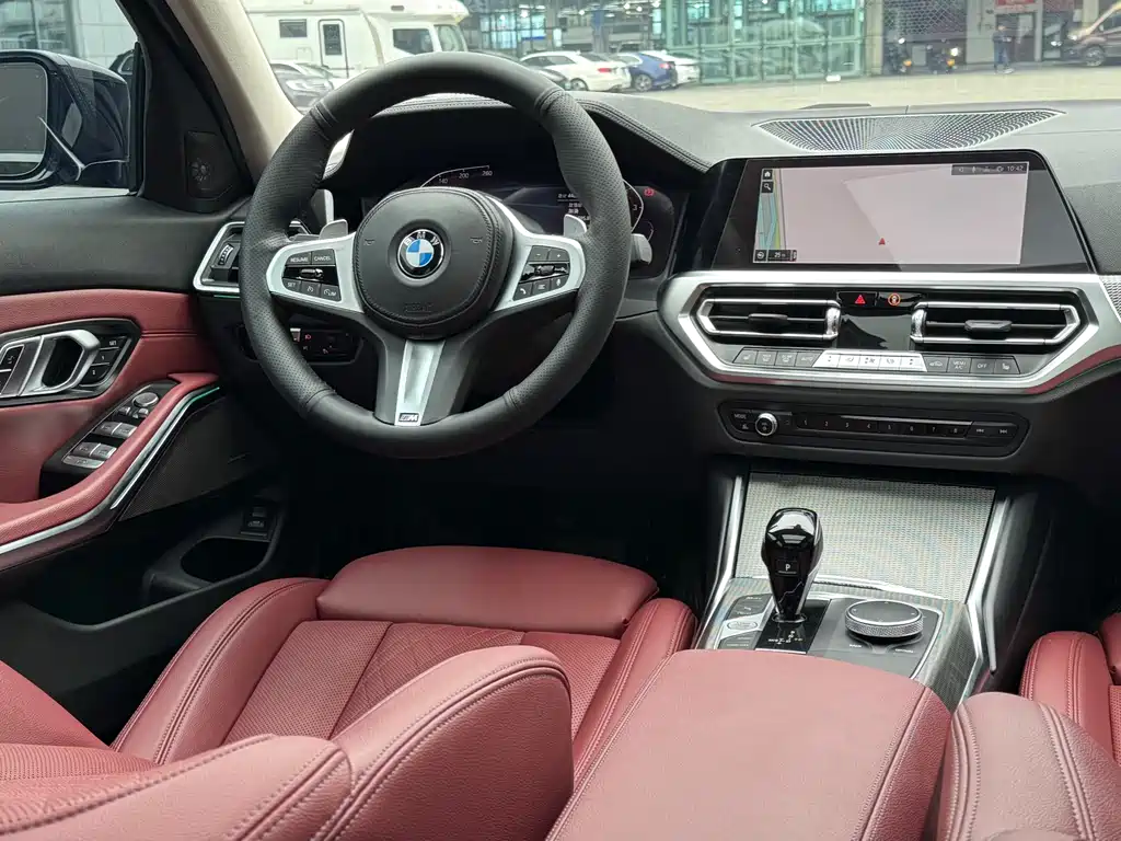 BMW 3 Series 2022 — фото 19