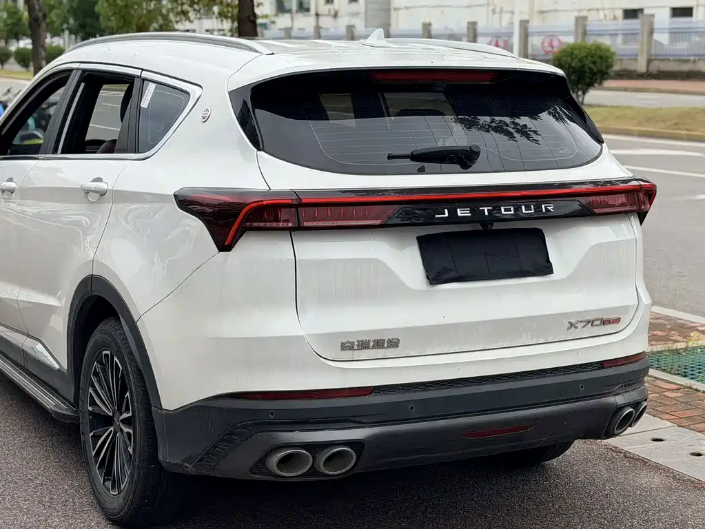 Jetour X70 PLUS 2022 — фото 8