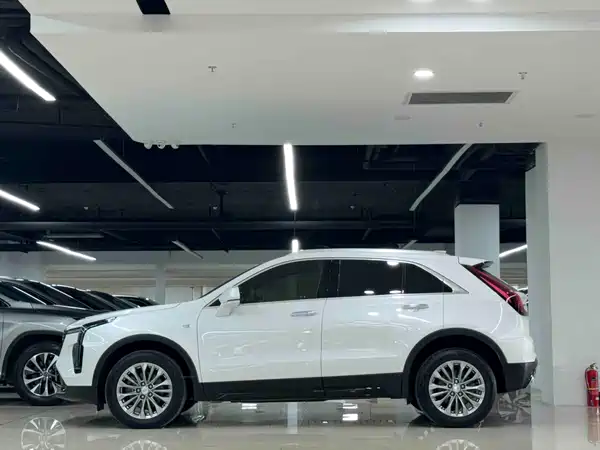 Cadillac XT4 2024