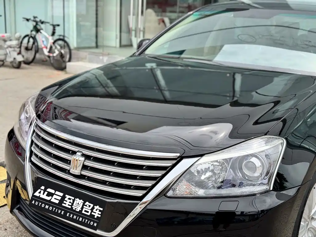 Toyota Crown 2013 — фото 7