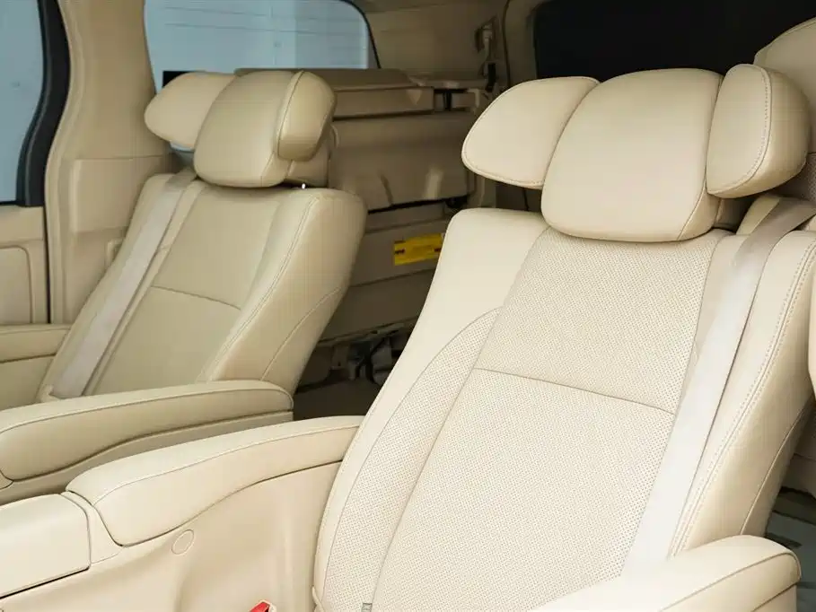 Toyota Alphard 2012 — фото 11
