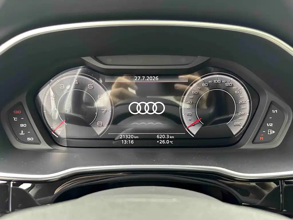 Audi Q3 2021 — фото 18