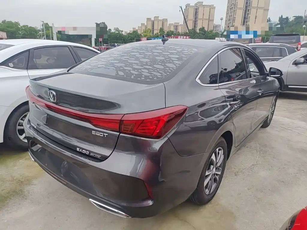 Changan Eado 2025 — фото 7