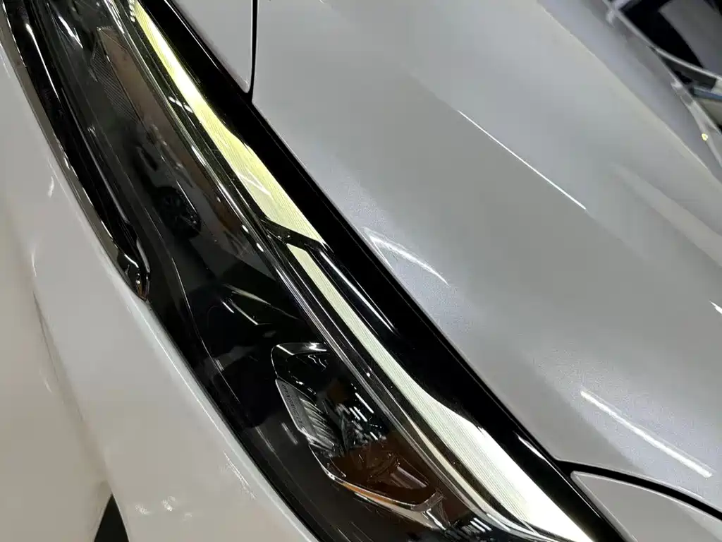 Chevrolet Cruze 2023 — фото 13