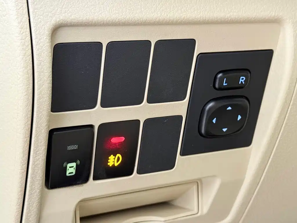 Toyota Land Cruiser 2018 — фото 9