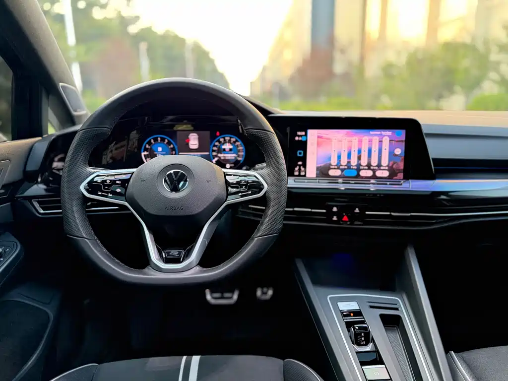 Volkswagen Golf 2022