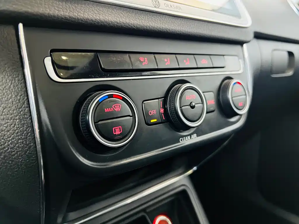 Volkswagen Tiguan 2019 — фото 16