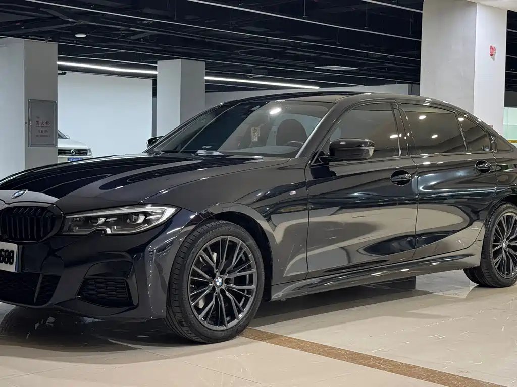 BMW 3 Series 2022
