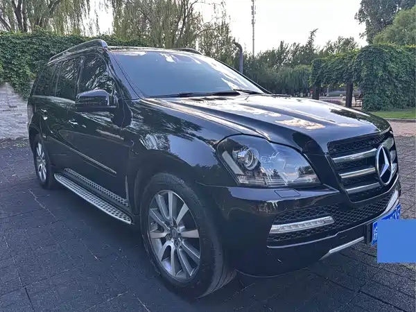 Mercedes-Benz GL-Class 2011