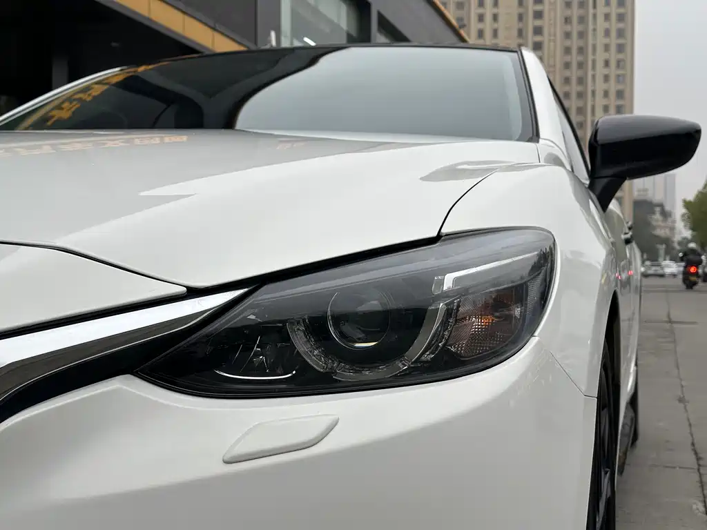 Mazda Atenza 2017 — фото 11