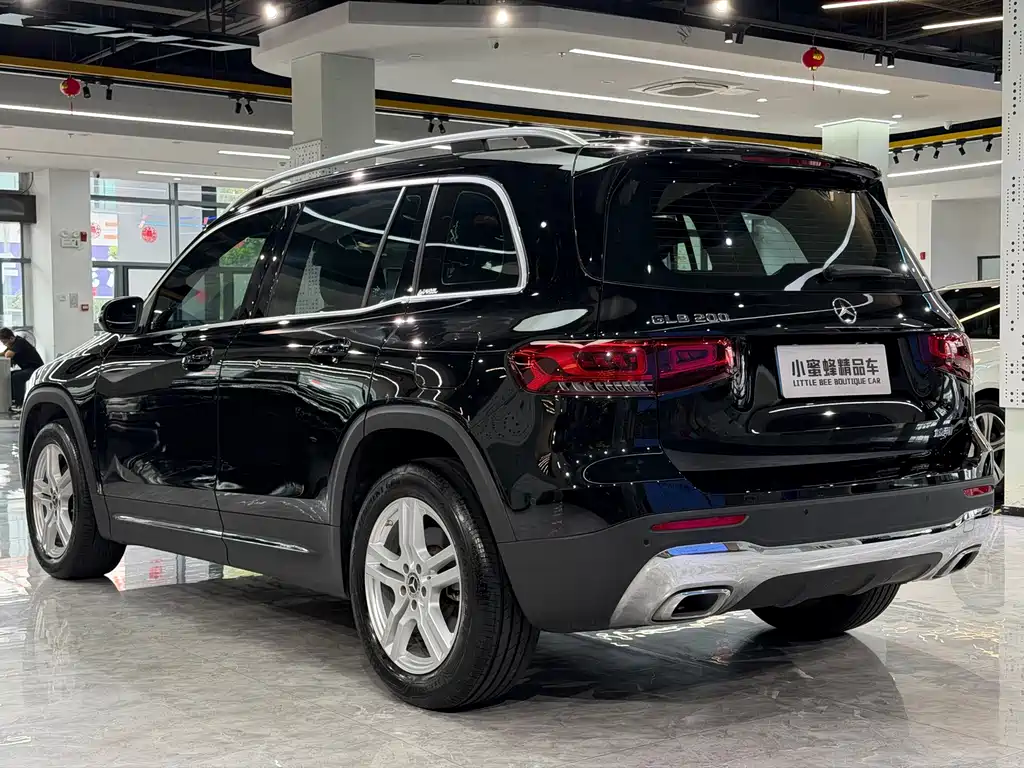 Mercedes-Benz GLB 2022 — фото 14