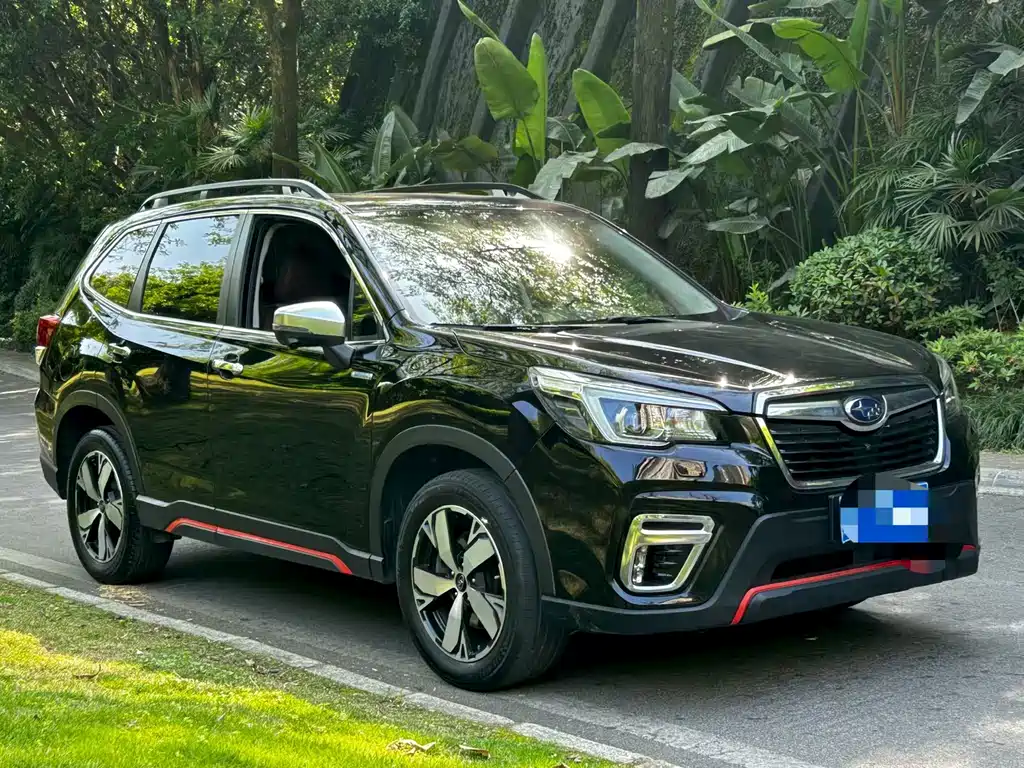 Subaru Forester 2019 — фото 3