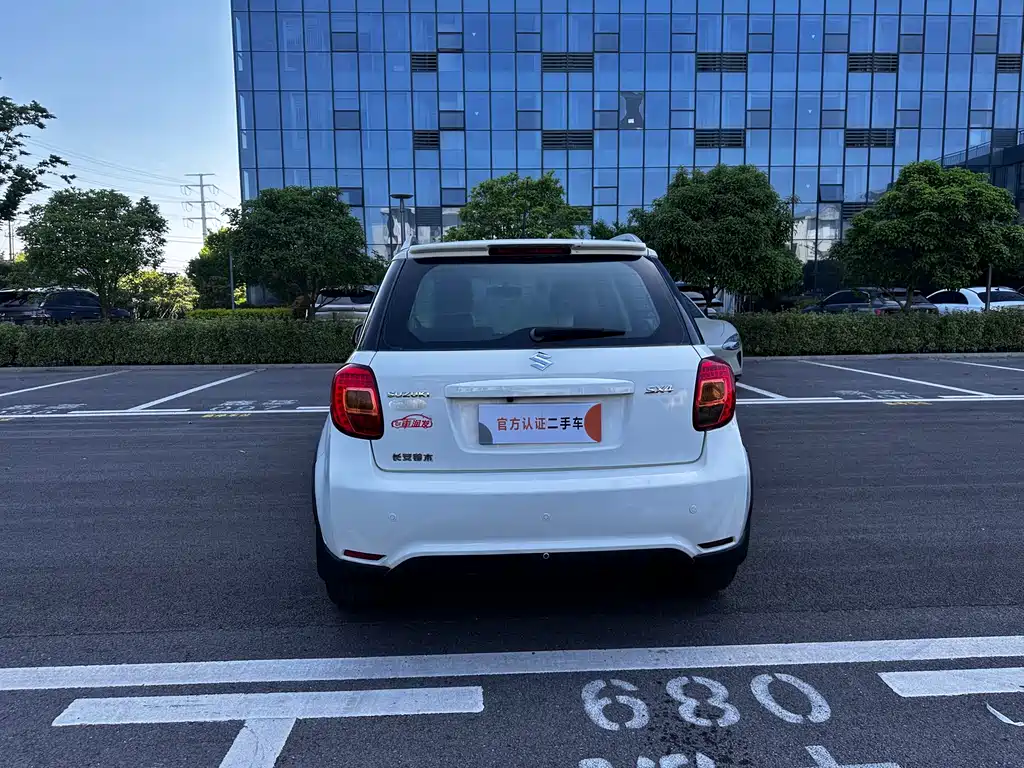 Suzuki SX4 2015 — фото 4
