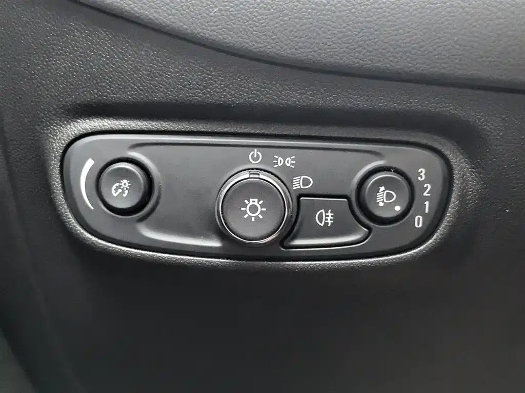 Chevrolet Equinox 2017 — фото 21