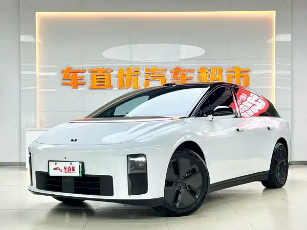 Li Auto i6 2025