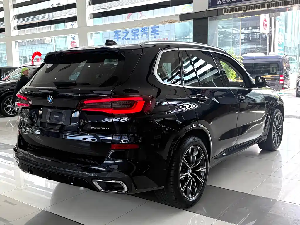BMW X5 2021 — фото 18