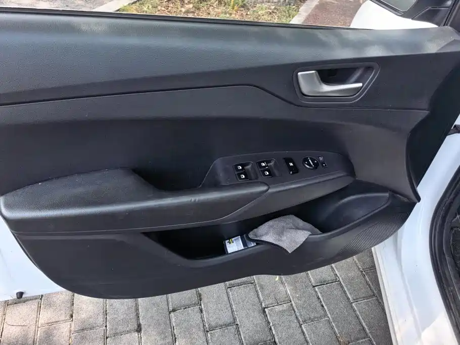 Hyundai Verna 2016 — фото 7