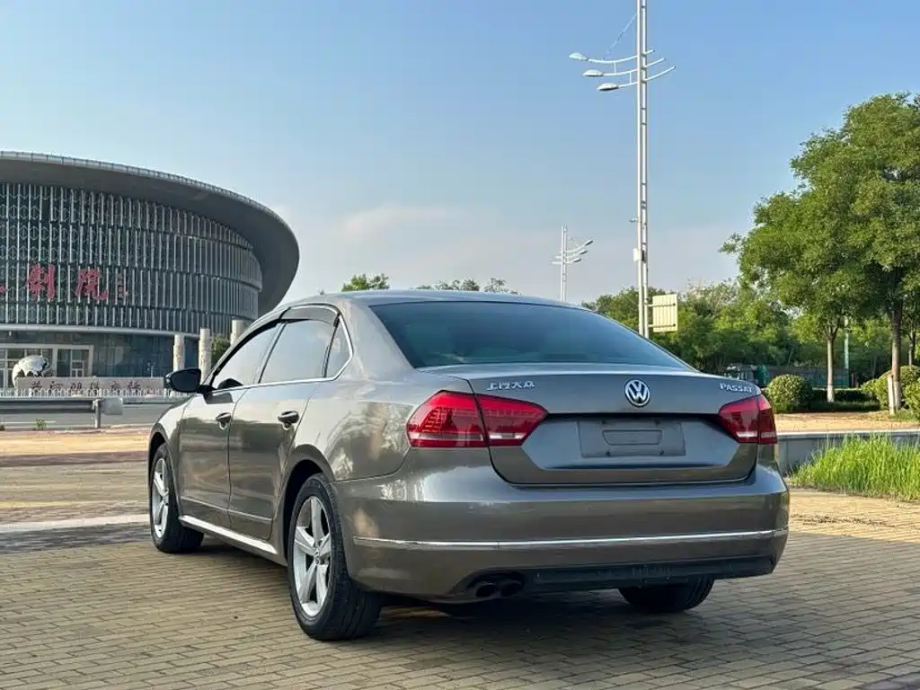 Volkswagen Passat 2012