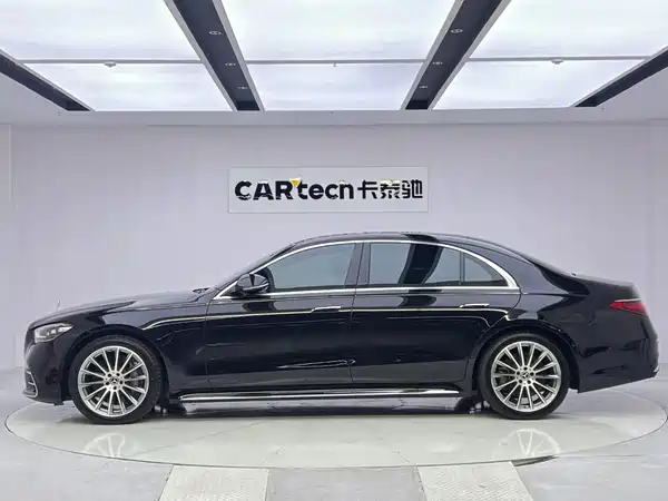 Mercedes-Benz S-Class 2021