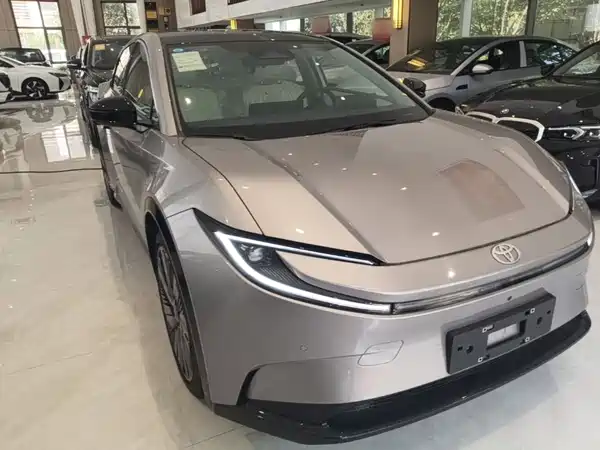 Toyota bZ5 2026