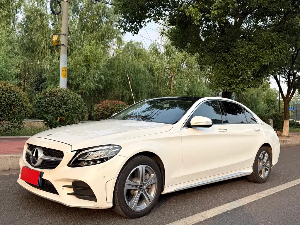 Mercedes-Benz C-Class 2019