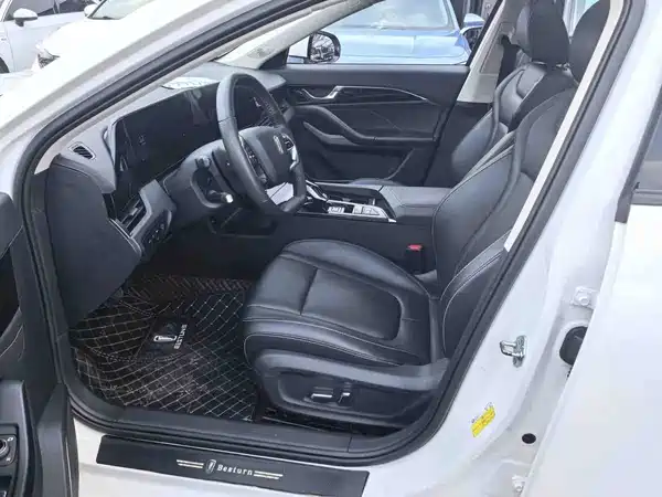 Bestune B70 2022