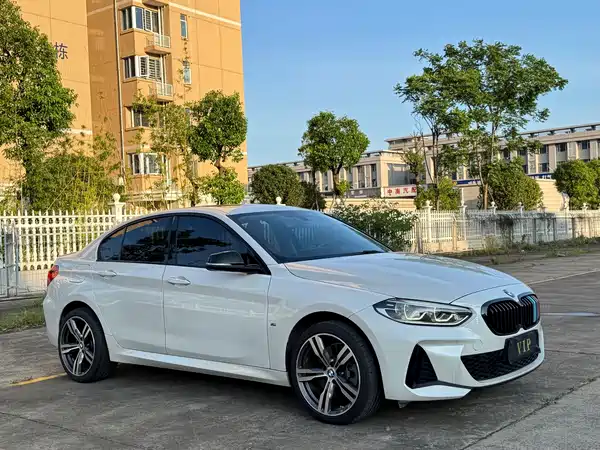 BMW 1 Series 2023