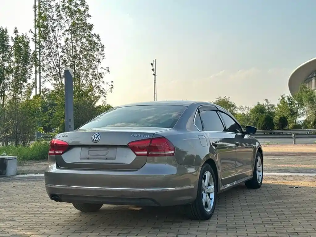Volkswagen Passat 2012