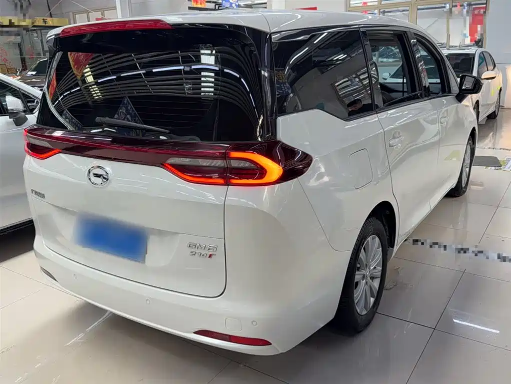 GAC Motor Trumpchi M6 2019 — фото 12
