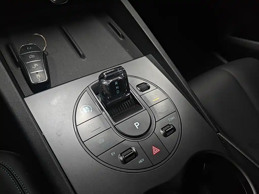 BYD Seal 06 2025 — фото 14