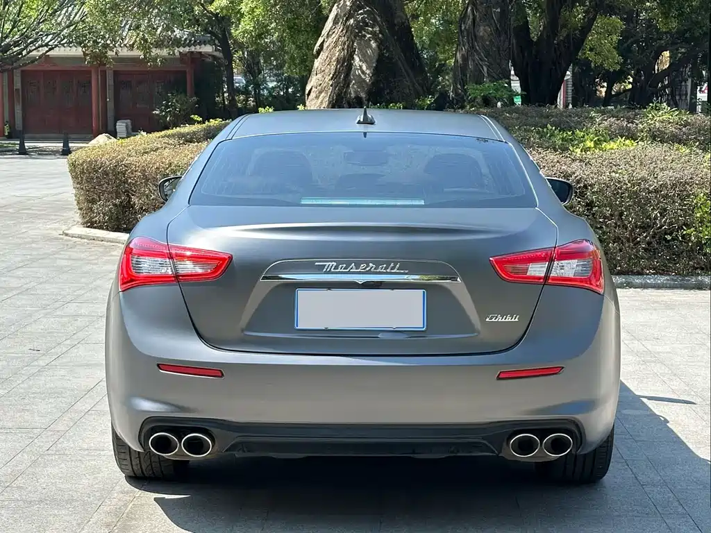 Maserati Ghibli 2019 — фото 11