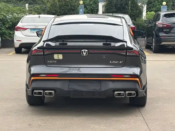 Changan UNI-V 2025