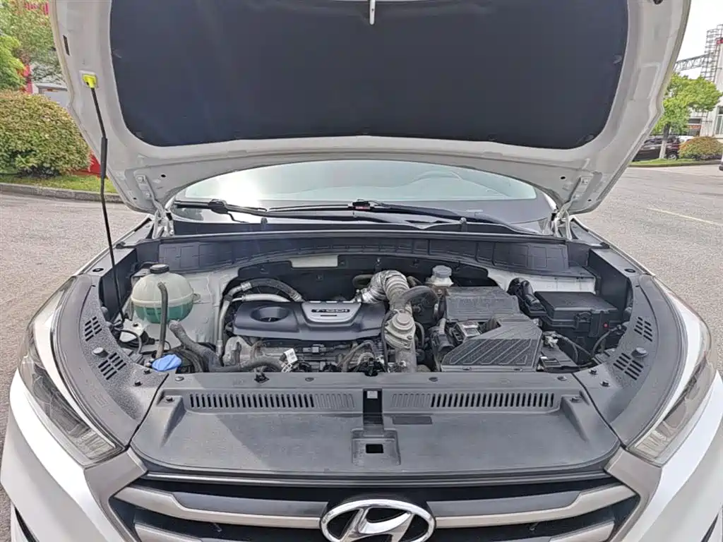 Hyundai Tucson 2017 — фото 20