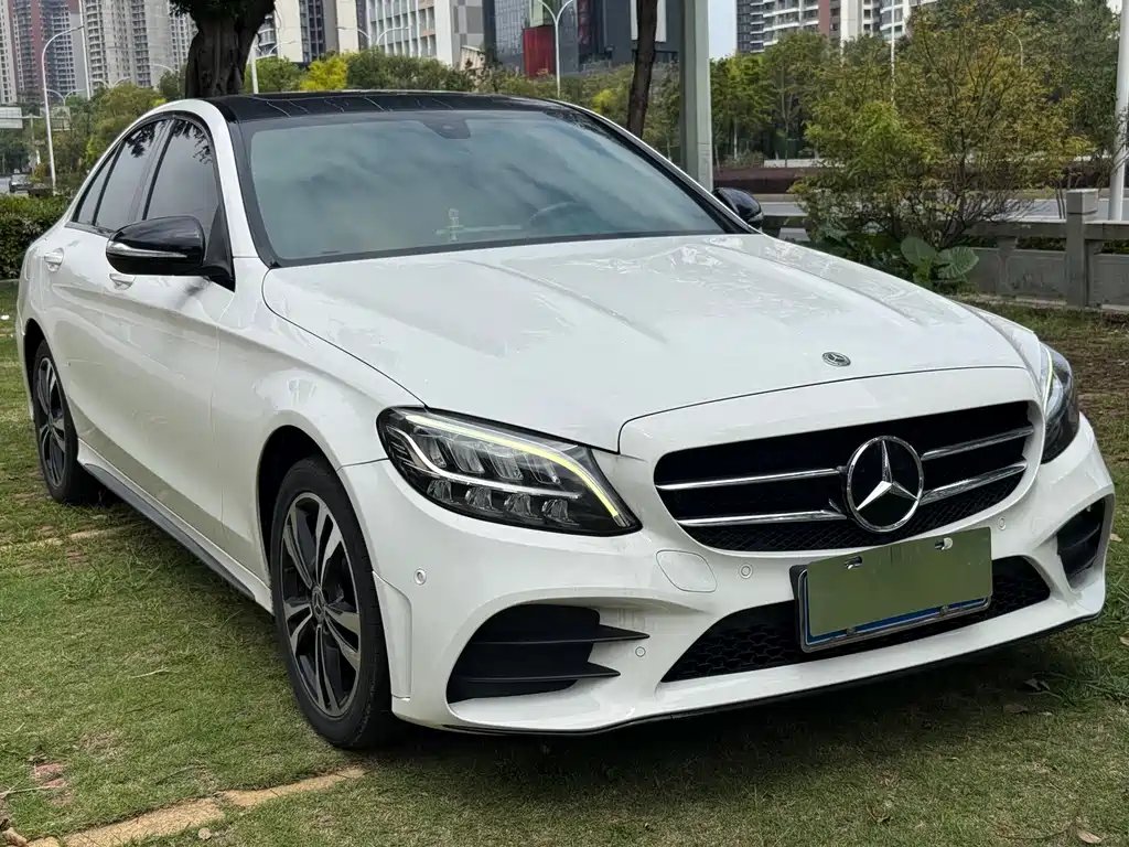 Mercedes-Benz C-Class 2018 — фото 3