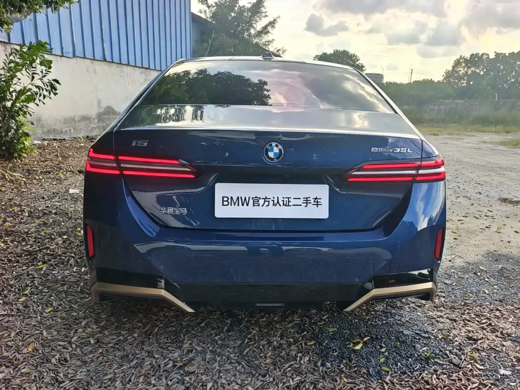BMW i5 2024 — фото 8