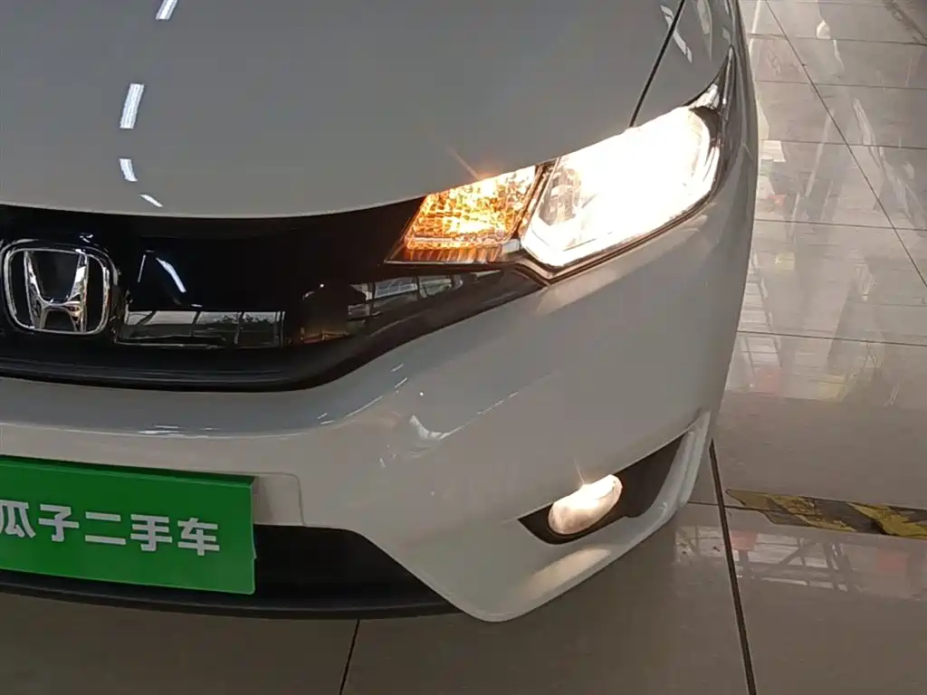 Honda Fit 2017 — фото 24