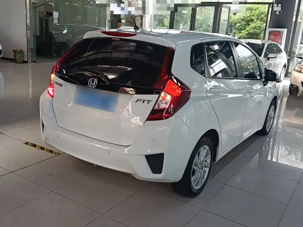 Honda Fit 2017 — фото 7