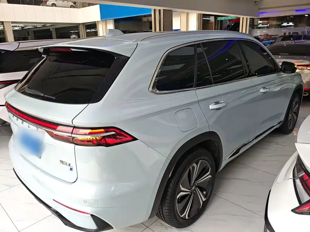 Geely Xingyue L 2022 — фото 5