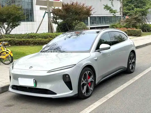 NIO ET5T 2024