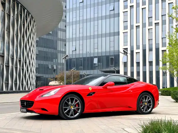 Ferrari California T 2009
