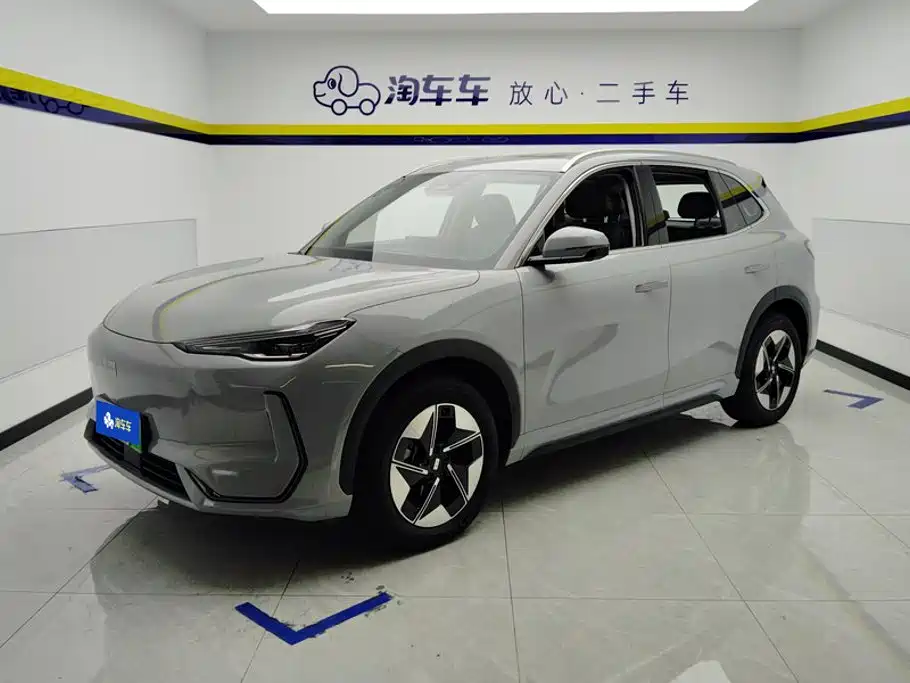 Geely Galaxy E5 2025 — фото 1